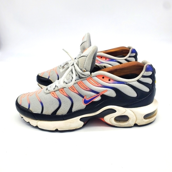 Nike Shoes Youth 7 Women 8.5 Air Max Plus TN GS Platinum Violet Lava 718071 007 - Picture 1 of 14